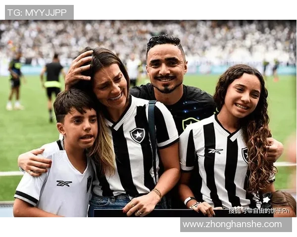 退役足球明星的背影图鉴：岁月流转中的传奇与回忆