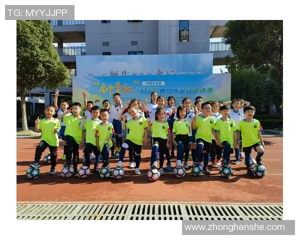 鹭城足球明星俱乐部携手共创辉煌未来助力青少年足球发展与社区建设